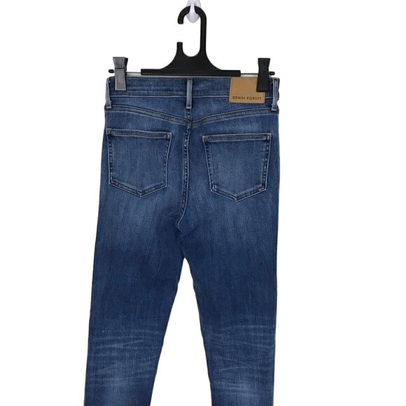 Aritzia Denim Forum Raw Hem The Nico Mid Rise Skinny Crop Size 27 - Picture 6 of 8